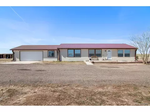 10 E Ranch Rd, Wiggins, CO 80654 photo 3