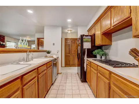 16571 E Powers Pl, Centennial, CO 80015 photo 11