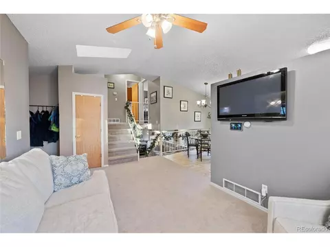 18994 E Carmel Dr, Aurora, CO 80011 photo 5