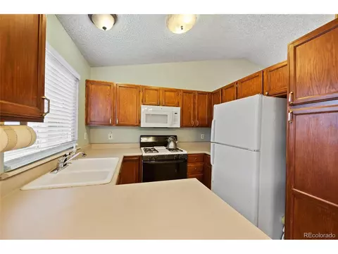 18994 E Carmel Dr, Aurora, CO 80011 photo 10
