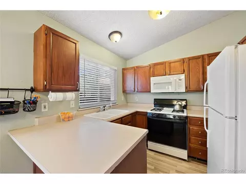 18994 E Carmel Dr, Aurora, CO 80011 photo 11