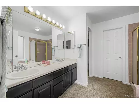 Bath - 8043 W 78th Pl, Arvada, CO 80005 photo 2 of 5
