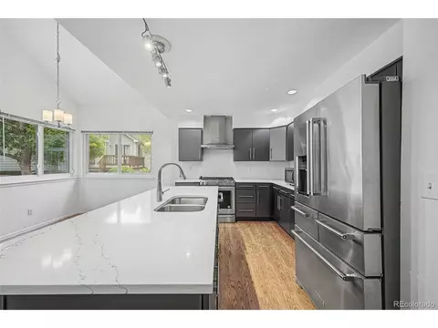 Kitchen - 8043 W 78th Pl, Arvada, CO 80005 photo 4 of 5