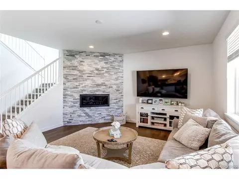 2105 E 150th Pl, Thornton, CO 80602 photo 3