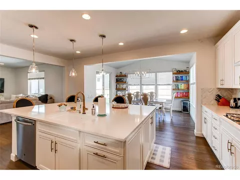2105 E 150th Pl, Thornton, CO 80602 photo 6