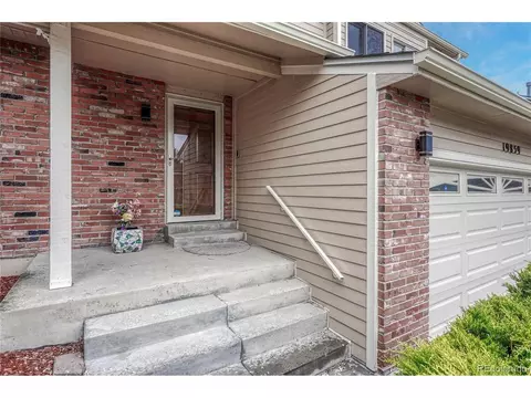 19859 Eldorado Dr, Aurora, CO 80013 photo 4