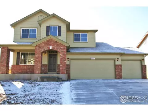 8522 Raspberry Dr, Longmont, CO 80504 photo 2