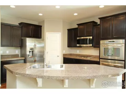 8522 Raspberry Dr, Longmont, CO 80504 photo 10