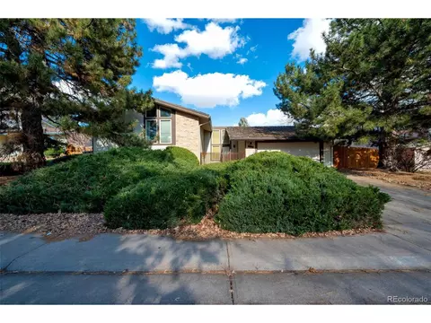 2476 S Lansing Way, Aurora, CO 80014