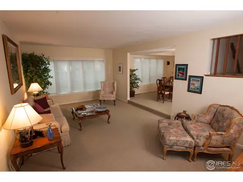 6189 Old Brompton Rd, Boulder, CO 80301 photo 2