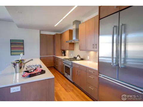1655 Walnut St #306, Boulder, CO 80302 photo 3