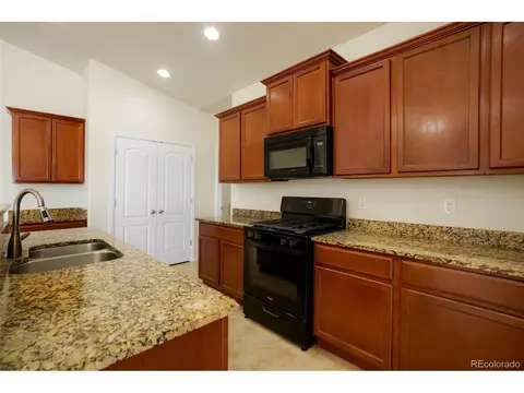 Kitchen - 4768 E 95th Ave, Thornton, CO 80229 photo 4 of 4