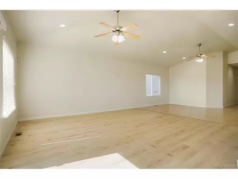 Living - 4768 E 95th Ave, Thornton, CO 80229 photo 5 of 7