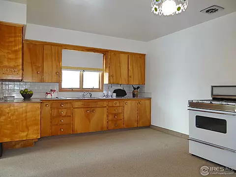 413 Walnut St, Windsor, CO 80550 photo 8