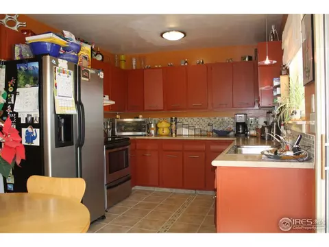 4570 Squires Cir, Boulder, CO 80305 photo 5