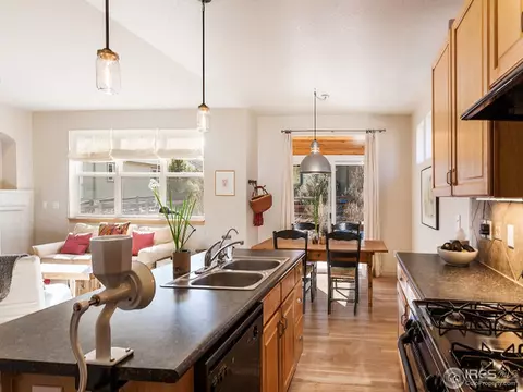 105 Estes Ct, Lyons, CO 80540 photo 10