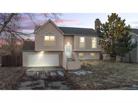 2710 Dickens Dr, Colorado Springs, CO 80916