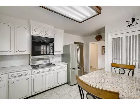 3772 Wright St, Wheat Ridge, CO 80033 photo 11