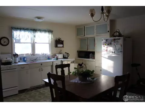 219 Elm St, Wray, CO 80758 photo 5