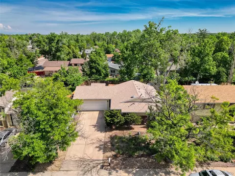 12129 E Oregon Dr, Aurora, CO 80012 photo 2