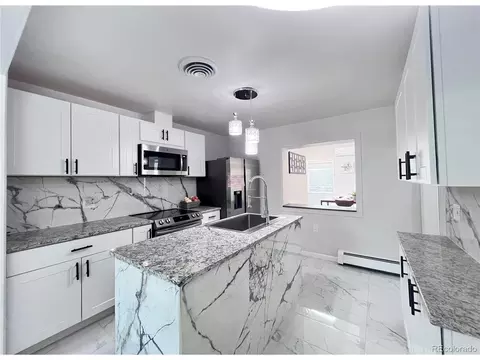 Kitchen - 555 Everett St, Lakewood, CO 80226 photo 2 of 2