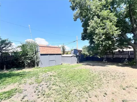 Exterior - 555 Everett St, Lakewood, CO 80226 photo 3 of 4