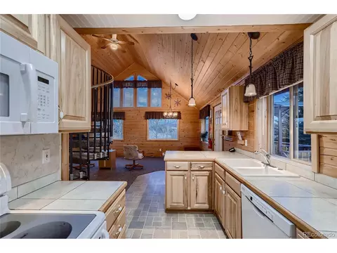 844 Teton Trl, Como, CO 80432 photo 10
