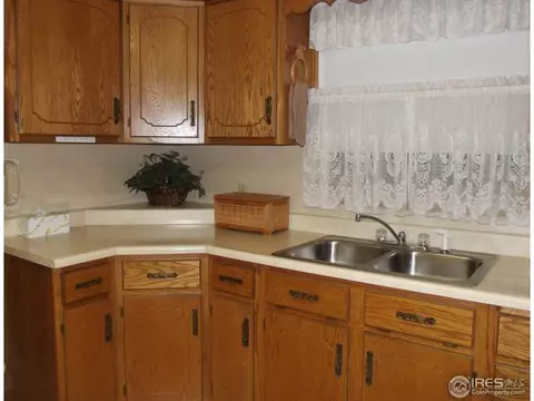 717 Hamilton St, Sterling, CO 80751 photo 4