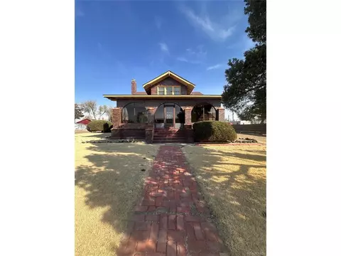 204 W Ash St, Walsh, CO 81090