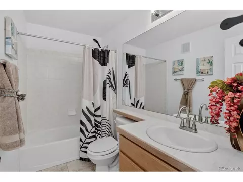 Bath - 20426 E Orchard Pl, Centennial, CO 80016 photo 4 of 4