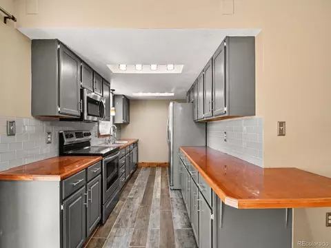 928 Torrey Pine Pl, Loveland, CO 80538