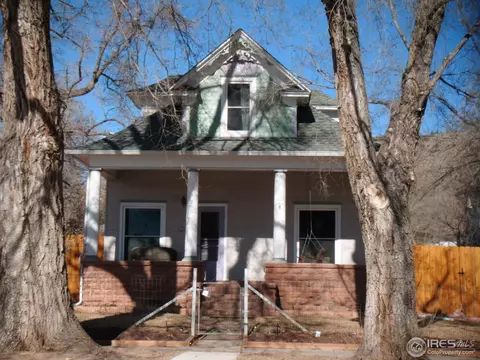 256 Main St, Lyons, CO 80540 photo 1