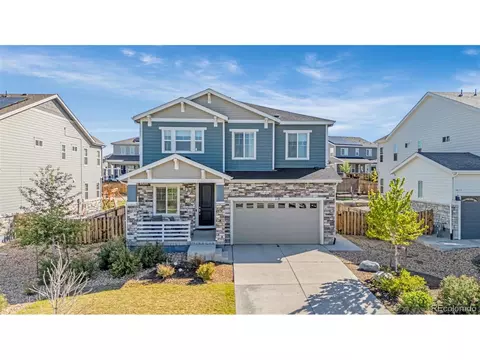 118 N Newcastle Way, Aurora, CO 80018