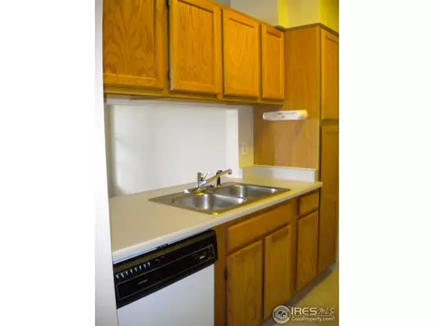 7422 Singing Hills Dr, Boulder, CO 80301 photo 5