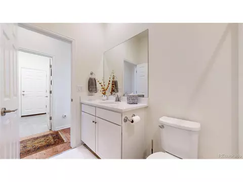 22674 E Henderson Dr, Aurora, CO 80016 photo 24
