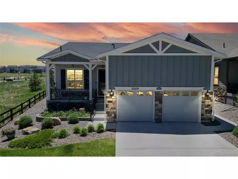 22674 E Henderson Dr, Aurora, CO 80016 photo 2
