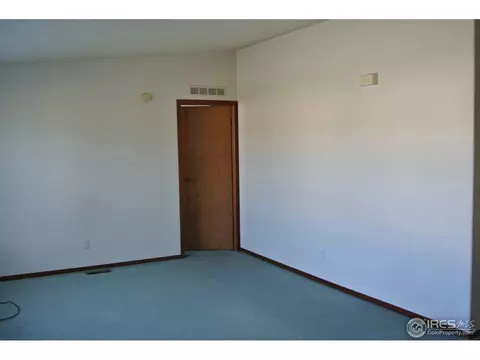 406 33rd St, Evans, CO 80620 photo 3