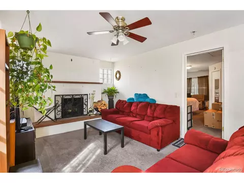 10102 E 7th Ave, Aurora, CO 80010 photo 4