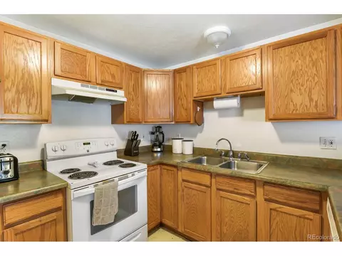 10102 E 7th Ave, Aurora, CO 80010 photo 7