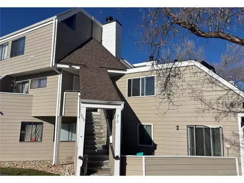 12484 W Nevada Pl #210, Lakewood, CO 80228