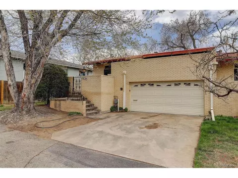 2630 S Sheridan Ct, Lakewood, CO 80227