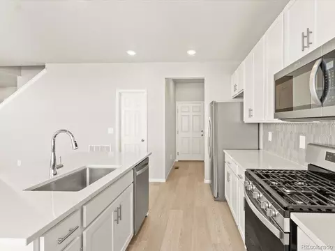 1118 Gunnison River Dr, Windsor, CO 80550 photo 18
