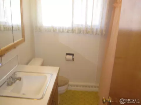 910 S 11th Ave, Sterling, CO 80751 photo 9