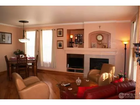 5832 Canyon St, Frederick, CO 80504 photo 2