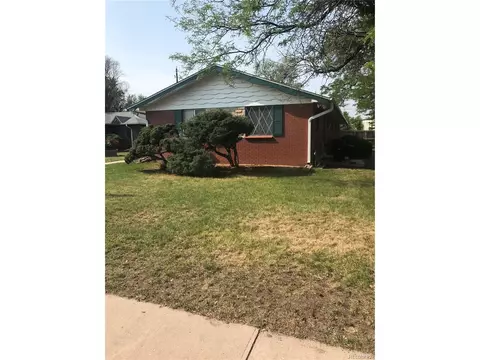 10702 E 4th Way, Aurora, CO 80010 photo 4