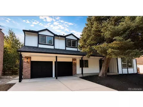 10627 W Chautauga Mtn, Littleton, CO 80127