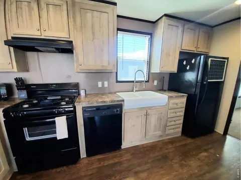 301 B St, Evans, CO 80620 photo 4