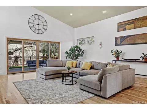 985 Elm St, Denver, CO 80220