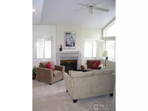 3386 Sentinel Dr, Boulder, CO 80301 photo 2