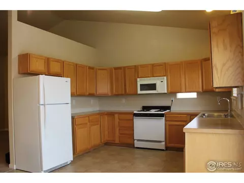 901 E 25th St, Greeley, CO 80631 photo 6